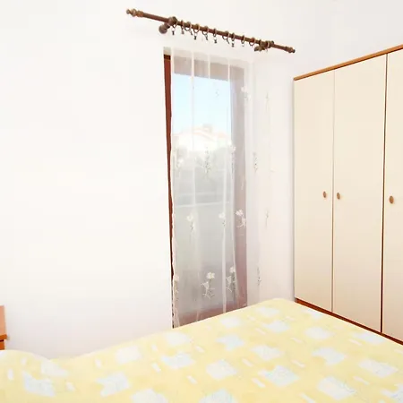 5803b Lejlighed Kožino