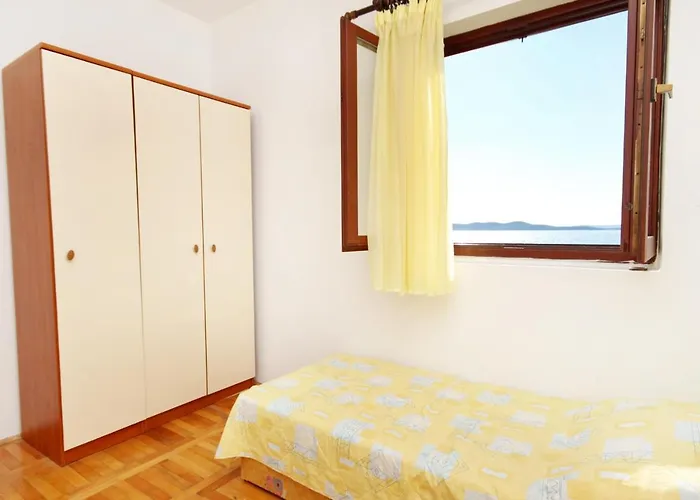 Apartment 5803b Kožino